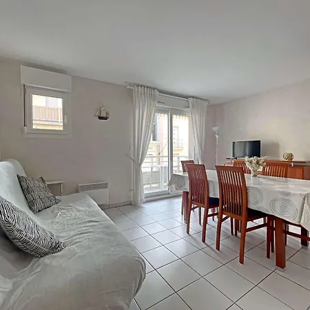 Superbe T2 Bis Proche Avec Balcon Et Parking - Fr-1-646-44